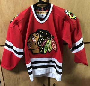 blackhawks youth jersey
