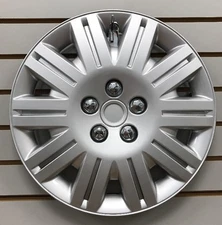 NEW 2005 2006 2007 TOWN & COUNTRY 15" Silver 10-spoke Wheelcover Hubcap