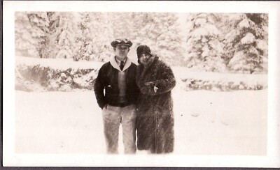 VINTAGE PHOTOGRAPH 1920-30'S MEN'S/WOMEN'S/GIRLS FLAPPER HAT/COAT FASHION PHOTO