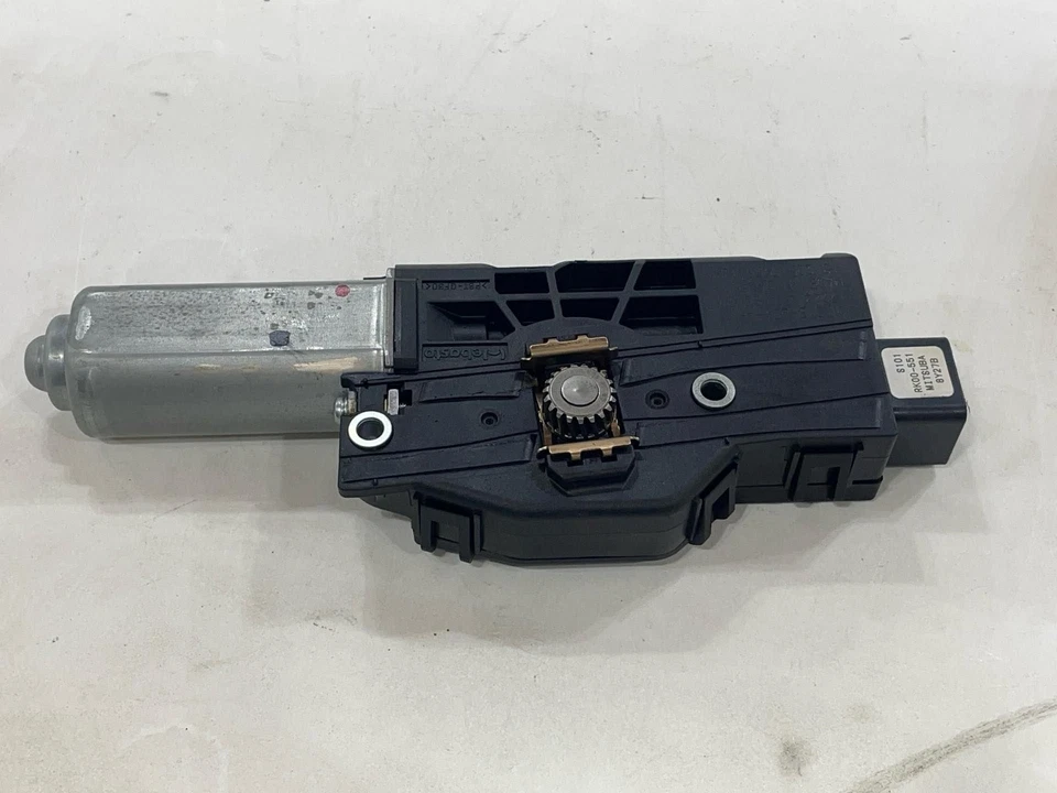 Compatível com 2014 - 2024 INFINITI QX80 motor de teto solar 912951LA1A testado pelo fabricante de equipamento original - Imagem 3 de 4