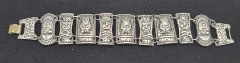Pewter Colored Aztec Mayan Peruvian Story Tellers Link Panel Bracelet