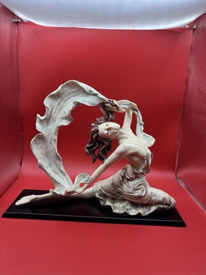 Vintage Large Capodimonte SANTINI Ballerina Burlesque Dancer Figurine ARTE BELLA