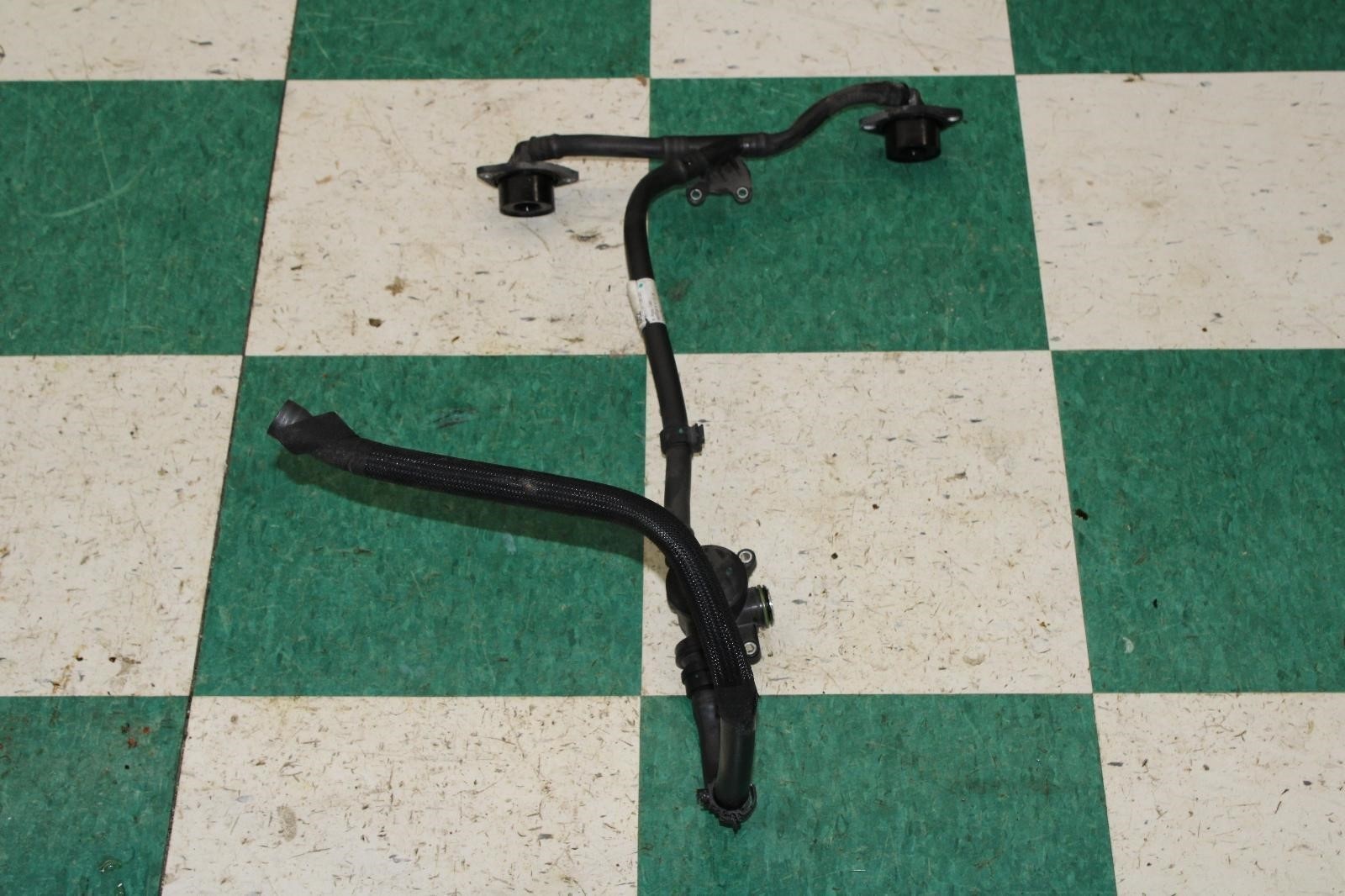 14-17 Ghibli 3.0L Turbo Motor Engine Evaporation Vapor Breather Tube Factory OEM