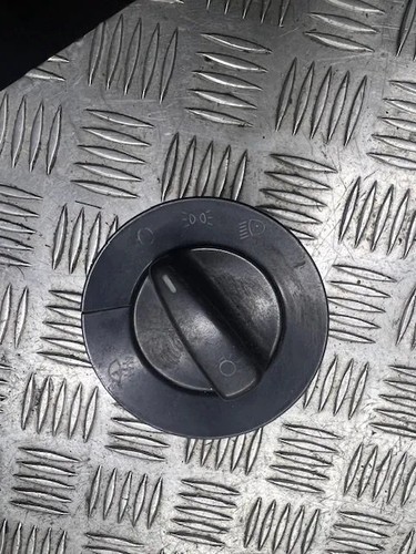 AUDI A6 4B2, C5 Scheinwerferschalter 1C0941531 2.50 Diesel 132kw 2000 29075819