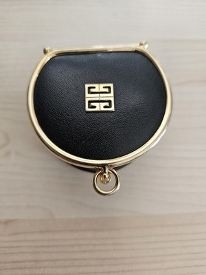 Kleine Münzbörse,  Schatulle,  Givenchy, gebr.  schwarz, Hardware goldfarben.