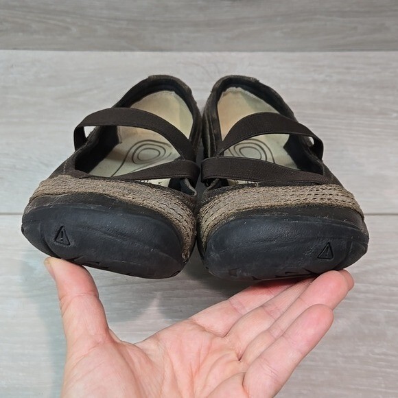 Mocassino Keen donna Contour Arch slip on Mary Jane scarpe zoccoli in pelle taglia 7