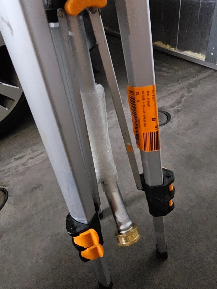 Melnor 豪华坚固金属庭院草坪花园脉冲喷头带三脚架 — 第 3/4 张图片