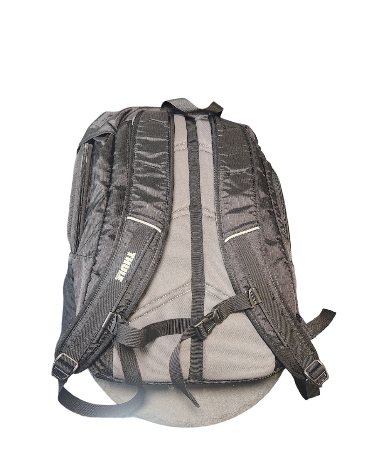 Thule Backpack Padded Hard Shell Pockets Pre Owned - image 2