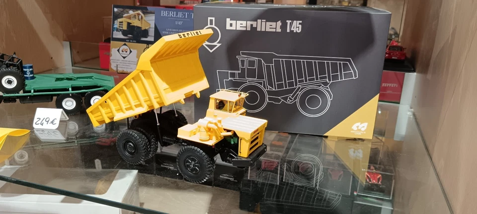 BERLIET T45 PERFEX MINIATURES LYON 1/43° - Photo 4/4