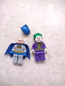LEGO Batman DC Super Heroes 6857 The Dynamic Duo Funhouse Escape w 2 minifigures