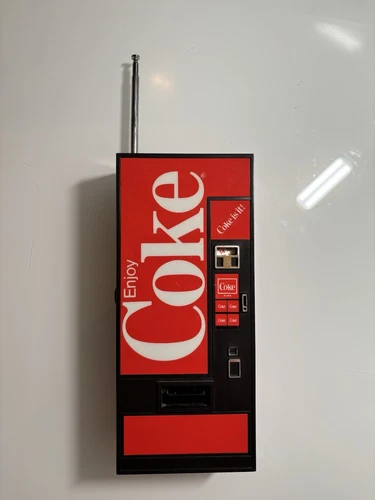 Coca Cola Vending Machine AM/FM Radio Vintage.