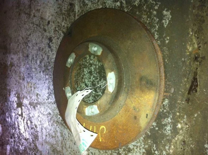 Frenos delanteros Toyota Tacoma 95-04 cabina regular excluyendo Prerunner Foto 3 de 4