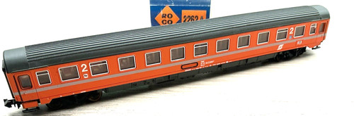 Roco 2262 A Spur N, EUROFIMA-Wagen ÖBB, 2. Klasse, orange, guter Zustand In OVP | Condition: Gebraucht