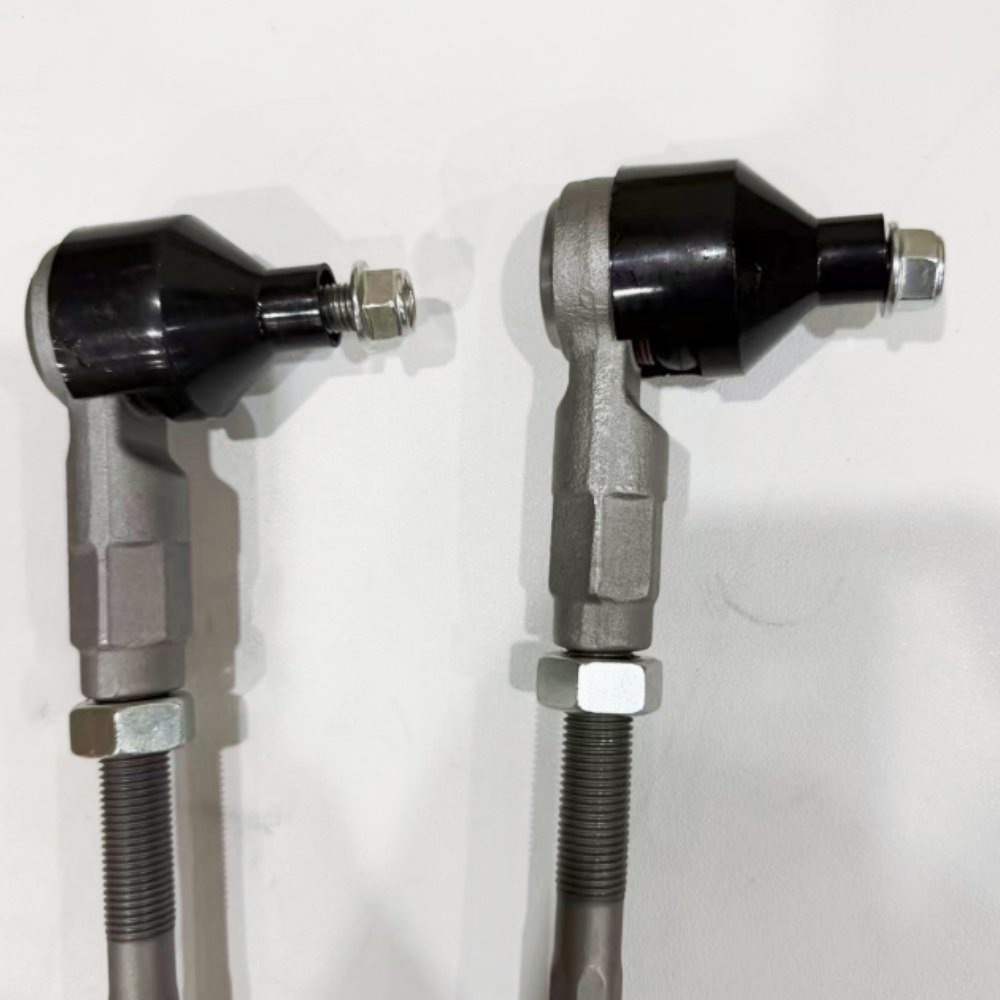 Maserati GranTurismo 2003-2012 RIGHT+OUTER Tie rod end