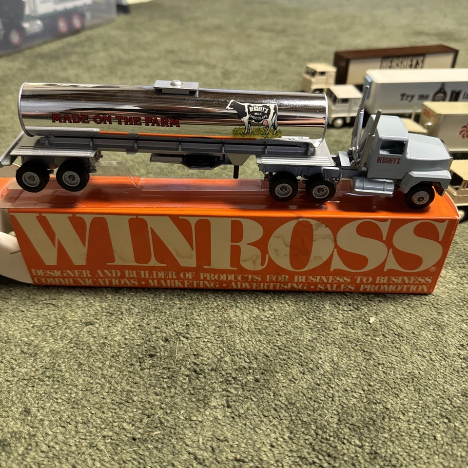 Lot Of Diecast Winross Hershey's Trucks Tanker Used - Image 2 of 4
