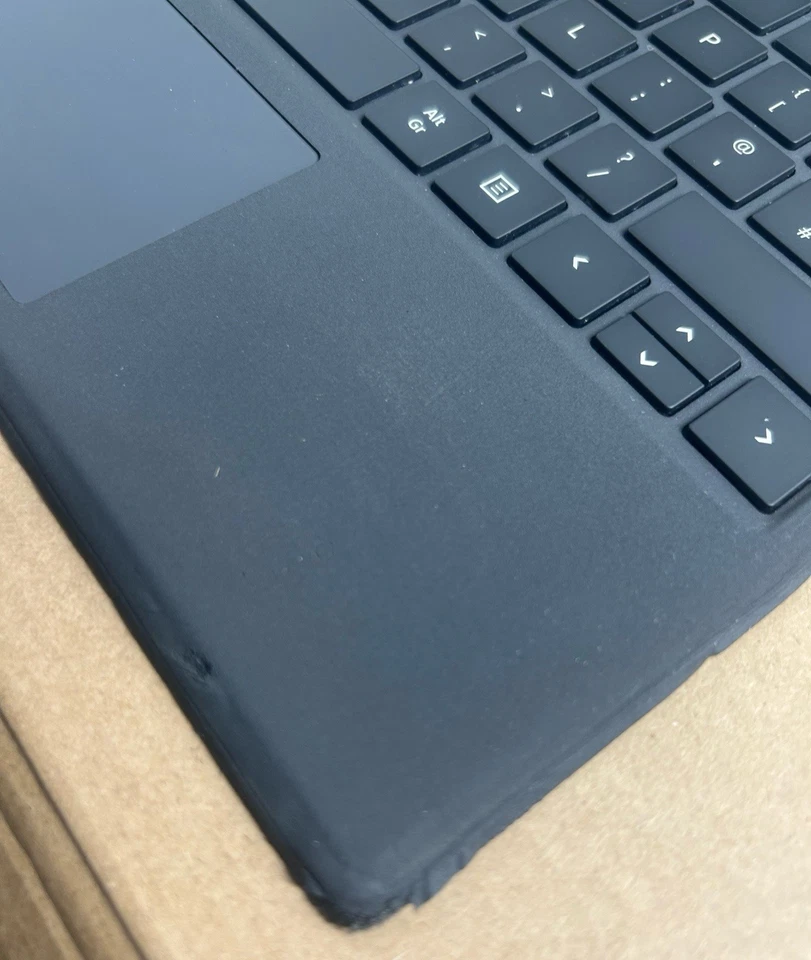 Microsoft Surface Pro 4 5 6 7 7+ 7Plus Type Cover 1725 Backlit Keyboard (B37 - Image 2 of 4