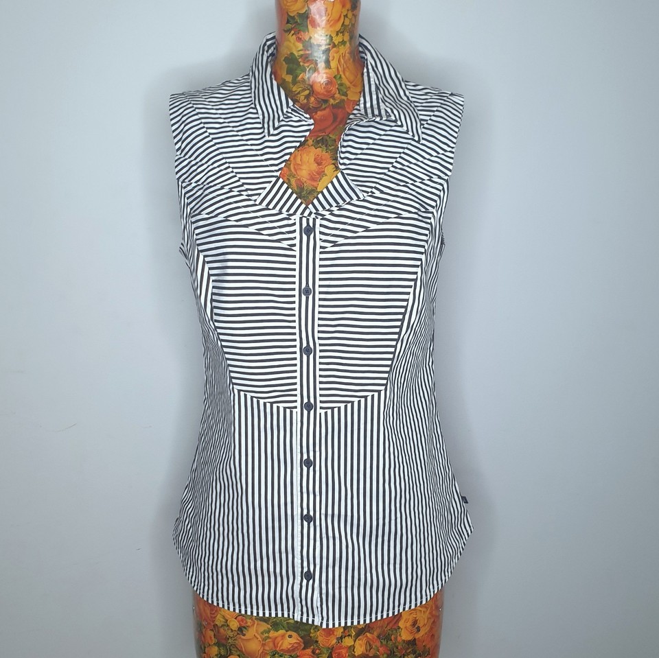 CUE - Size 10 black white stripe sleeveless blouse pleat detail office work