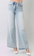 Judy Blue High Waisted Tummy Control Retro Wide Leg Denim Jeans Light