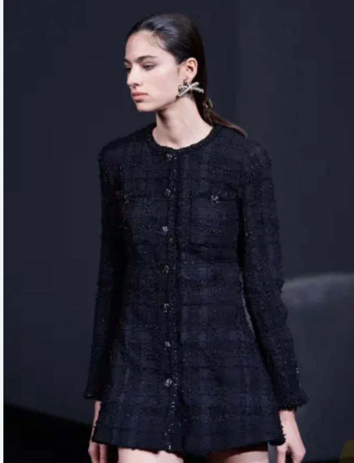 Abito giacca passerella nero Chanel tweed 2023