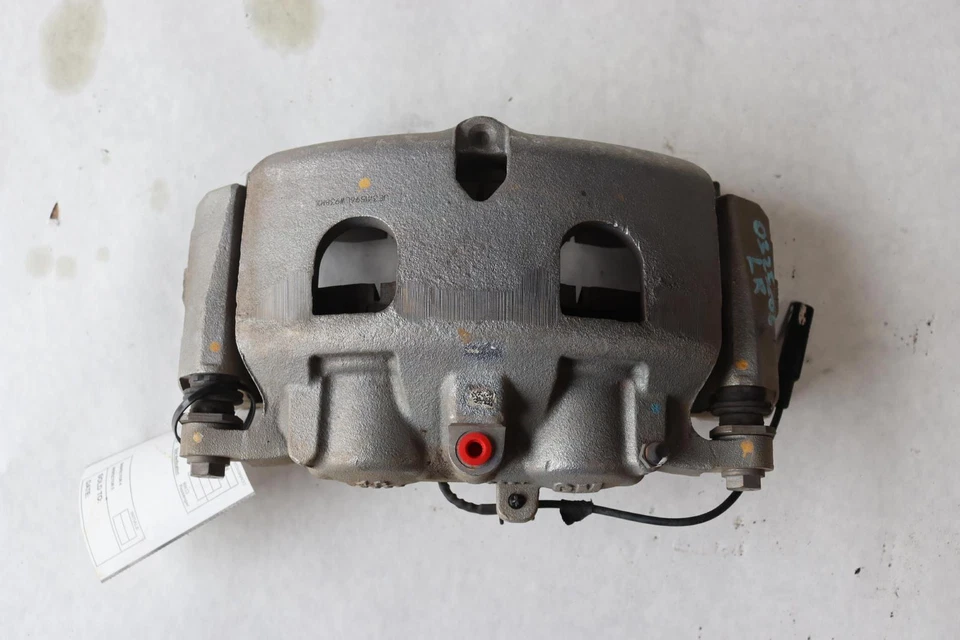 Pinza de freno trasera izquierda OEM CHEVY SILVERADO 2500 HD 2020-2023 Foto 4 de 4