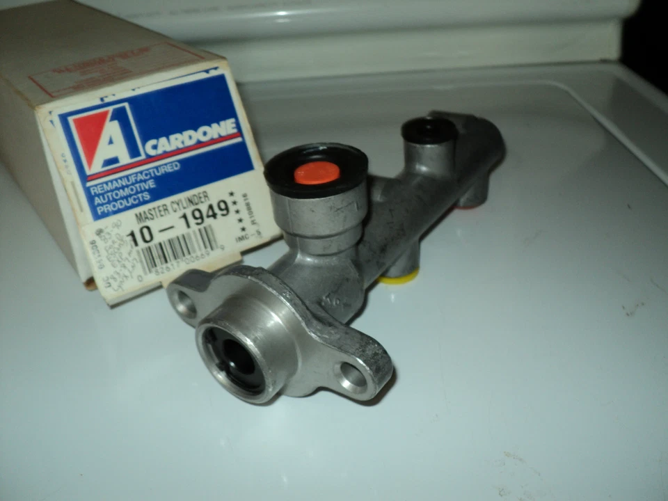 MASTER CYL 83-90 FORD ESCORT CADUCIDAD 83-87 MERCURY LYNX LN7 10-1949 Foto 3 de 3