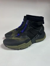 Nike Huarache Size 6 Zipper Very Rare Great Condition