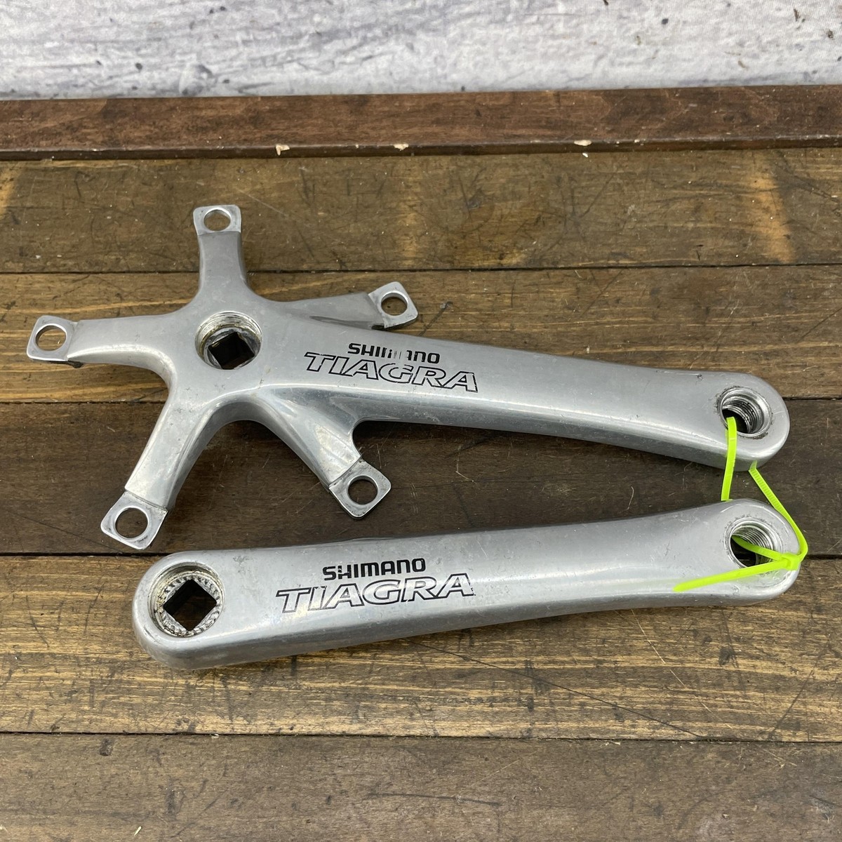 Shimano Tiagra FC-4400 Crankset 175mm DOUBLE 130 BCD Square Taper