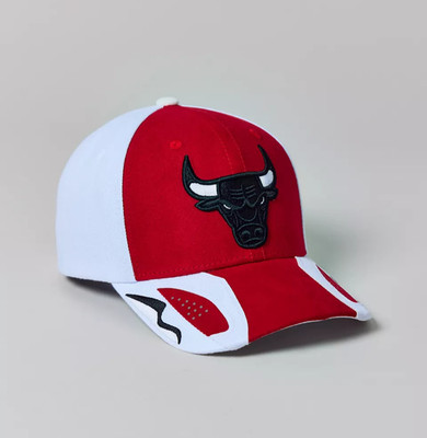 Chicago Bulls Day 6 NBA Red/White Mitchell & Ness Snapback Hat Unisex Adults