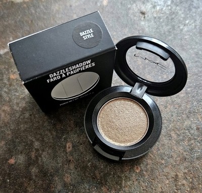 Mac DAZZLE STYLE  Dazzleshadow Single Eyeshadow .03 Oz NIB!