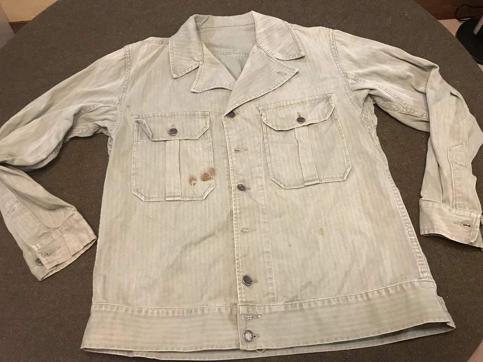 WW2 1940's US Army M-43 OD Cotton HBT 13 Star Button Fatigues, Shirt & Trousers - Image 3 of 4