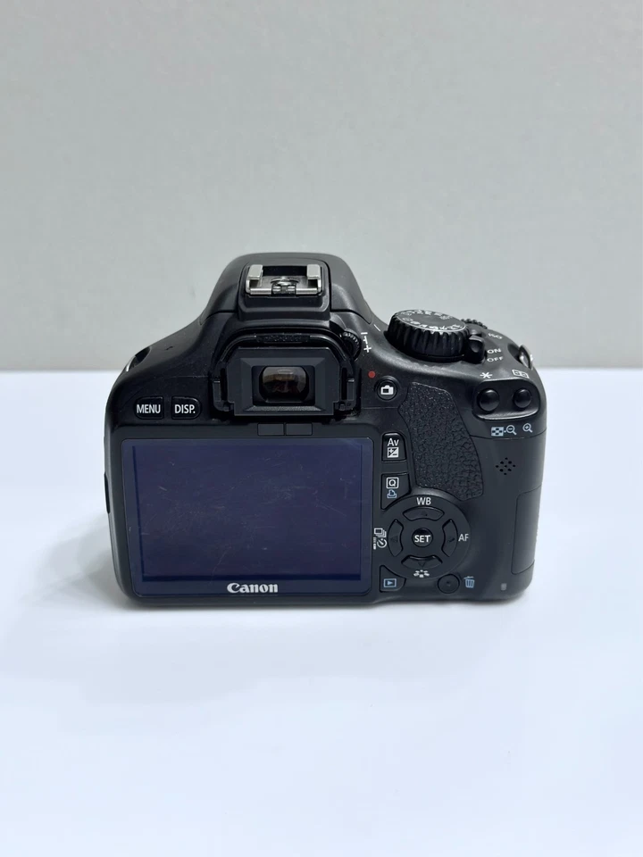 Digitalkamera Canon EOS 550D / 18 MP / FULL HD - nur 22228 Auslösungen - Bild 3 von 4