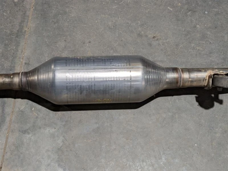 Tubo silenciador escape trasero Scion TC 2013-2016 17430-36300 1145727 Foto 3 de 4