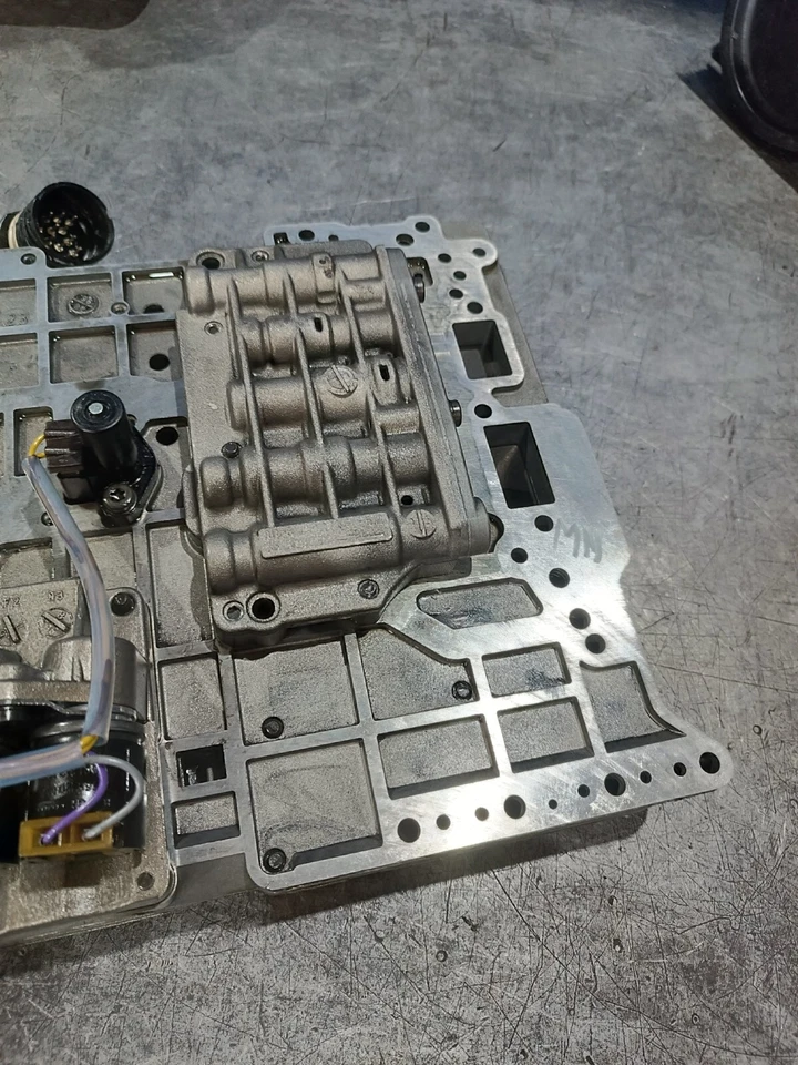 Original BMW 7er E38 5er E39 5HP18 Getriebesteuerung Steuergerät 1056427105 - Bild 2 von 4