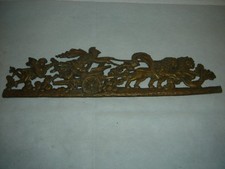 DÉCOR DE COURSE EN CHAR ROMAIN EN BRONZE