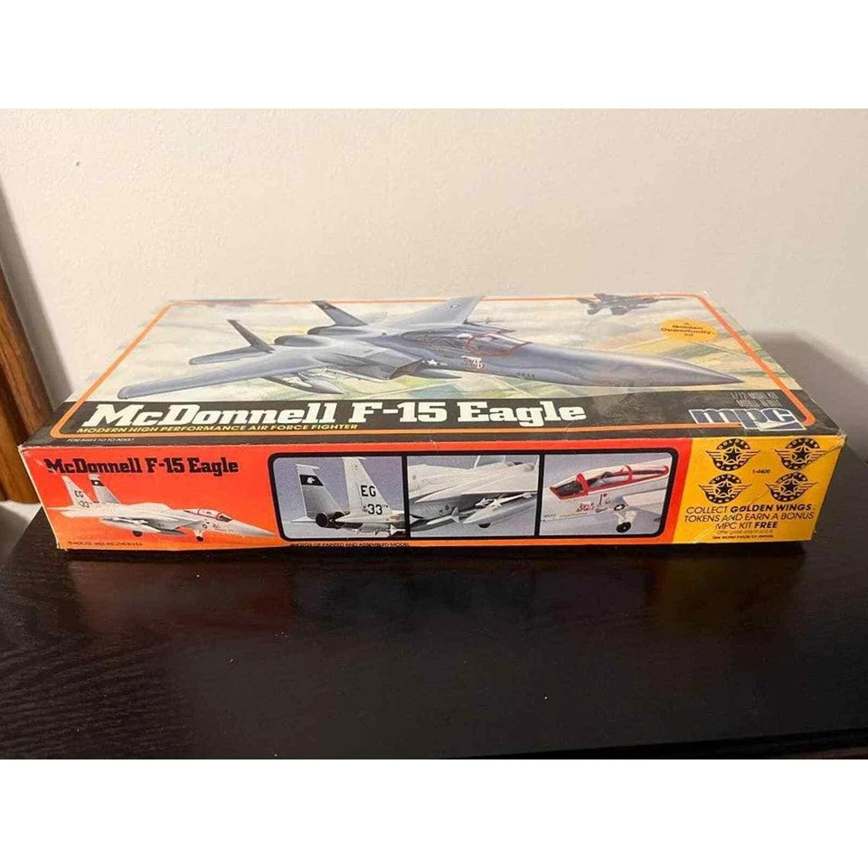 1982 MPC McDonnell F-15 Eagle Golden Opportunity Model Kit - Image 3 of 4