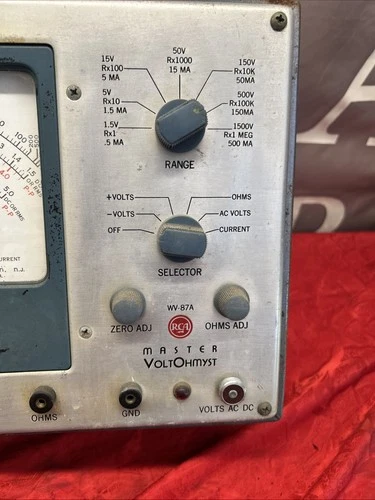 Vintage RCA Master VoltOhmyst Model WV-87A