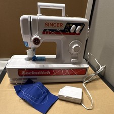 SINGER Lockstitch Mini Electric Sewing Machin...