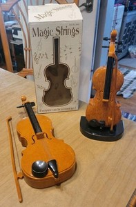 Magic Strings Musical Electronic Violin Every one can be a musician ,8 Songs NEW