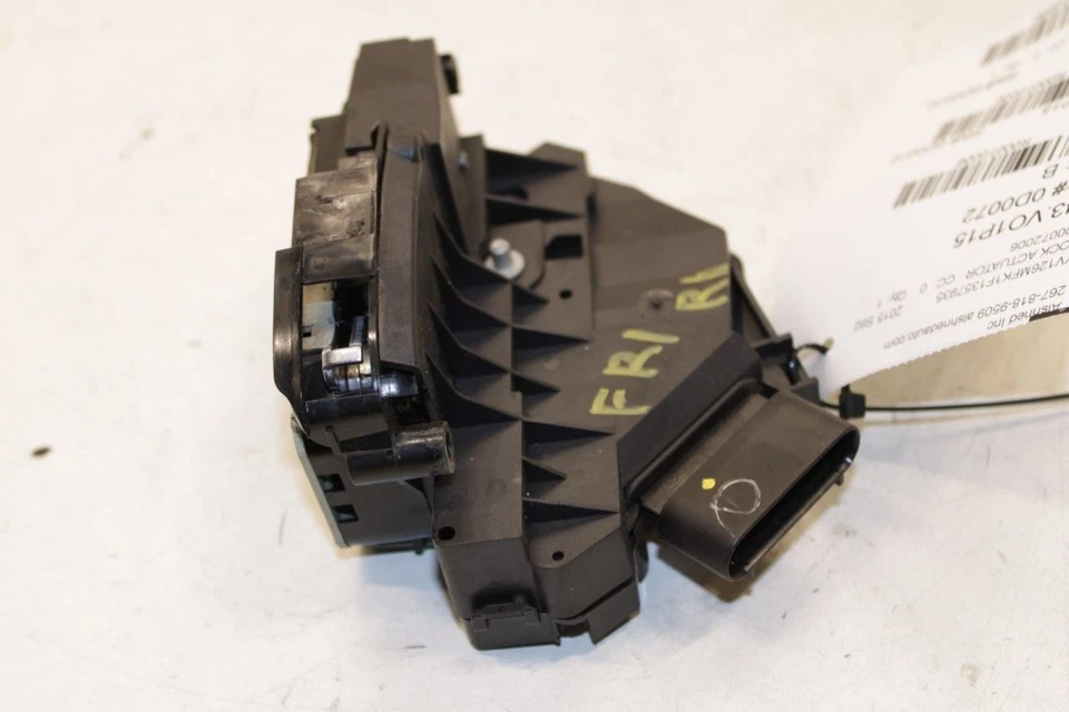 Actuador de pestillo de cerradura de puerta delantera derecha Volvo S60 T5 Premier 2015-18 31349860 Foto 4 de 4