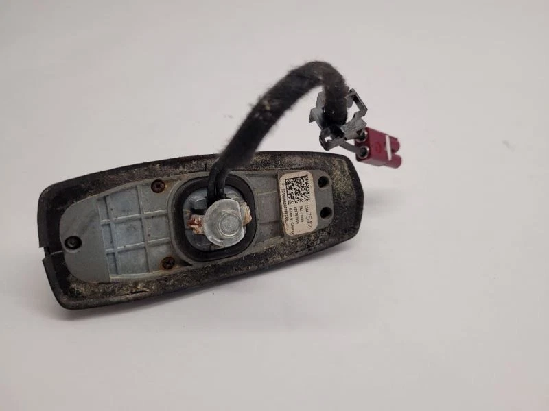 2014-2019 CHEVROLET SILVERADO 1500 АКУЛИЙ ПЛАВНИК АНТЕННА  - Изображение 3 из 4