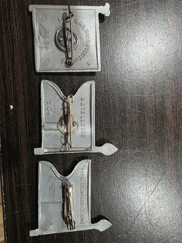 Trois pin's allemandes WW2 dernière baisse de prix ne fera que les garder après cela - Photo 5/5