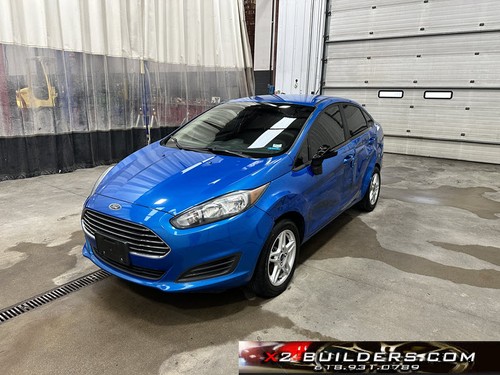 2017 Ford Fiesta SE 