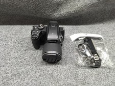 Fujifilm Finepix S8200 Digital Camera