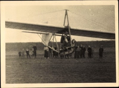 Photo Aircraft, Glider Above Ground, Spectator - 10683535
