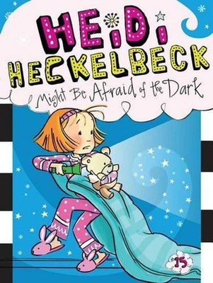 Heidi Heckelbeck Might Be Afraid of the Dark by Wanda Coven (English) Paperback