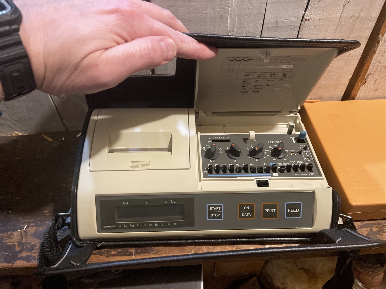 Mitutoyo Surftest 301 178938A Surface Roughness Finish Tester SPECIMEN