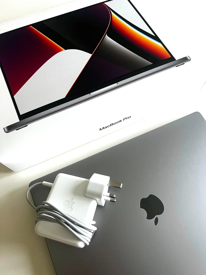 Apple MacBook Pro 16" M1 Pro · 32GB · 2TB, photo 2 of 5