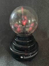 Smithsonian Plasma Ball Electric Globe Lamp Battery 2016