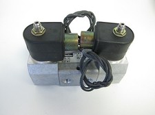 New Parker 536001115 3 Way Valve 150 PSIG 