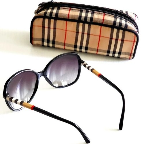 BURBERRY - Nova Check Sunglasses - Picture 3 of 12